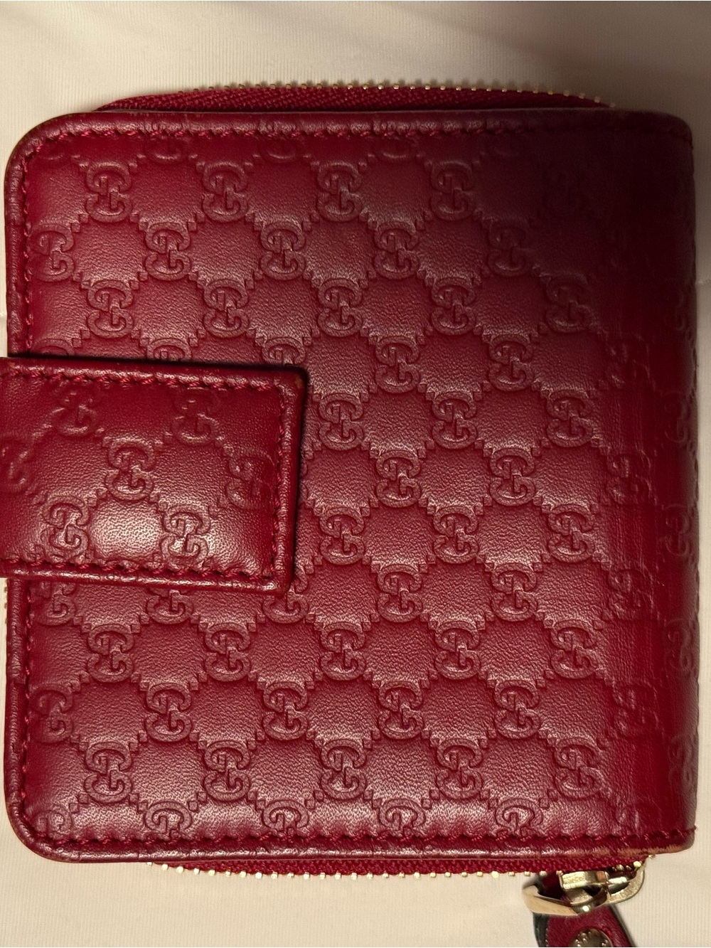 Gucci Women's Embossed Microguccissima Leather Zip Wallet in Deep Red - Picture 2 of 10